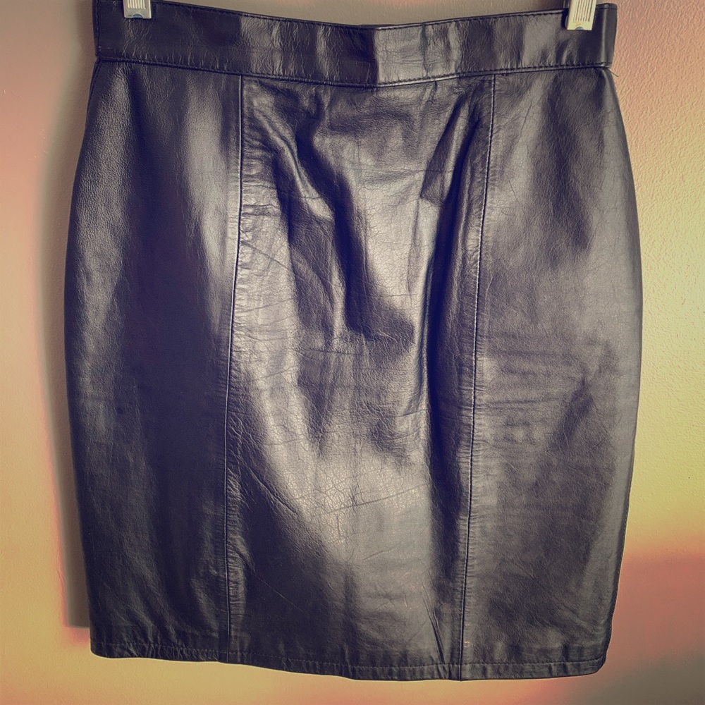 ADA black leather skirt
